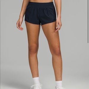 Navy blue Lulu Lemon hotty hot shorts size 4, 2.5 inches!